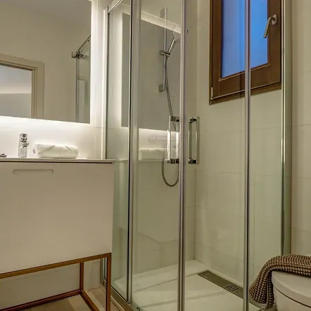 En Vogue By Hello Homes Apartment *