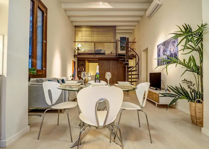 En Vogue By Hello Homes Apartman