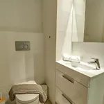 דירה En Vogue By Hello Homes סיטגס